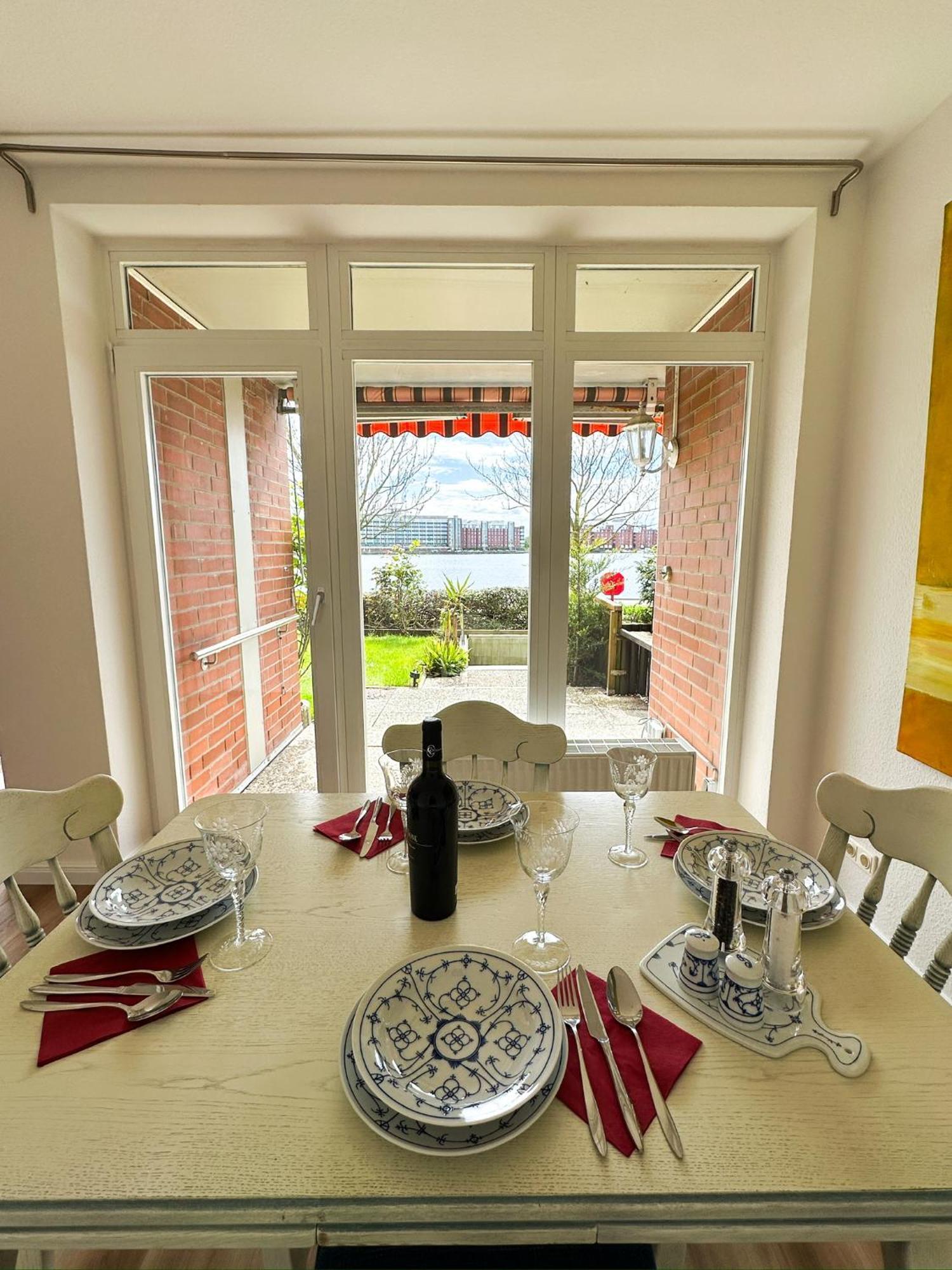 Ferienwohnung Havenblick Wilhelmshaven Exterior photo